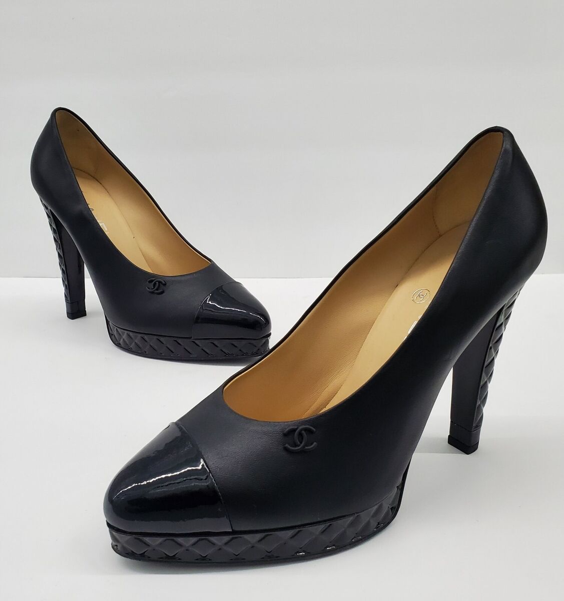 Chanel Cap Toe Pumps Black Calf Leather High Heel Logo Platform Womens Talla 39