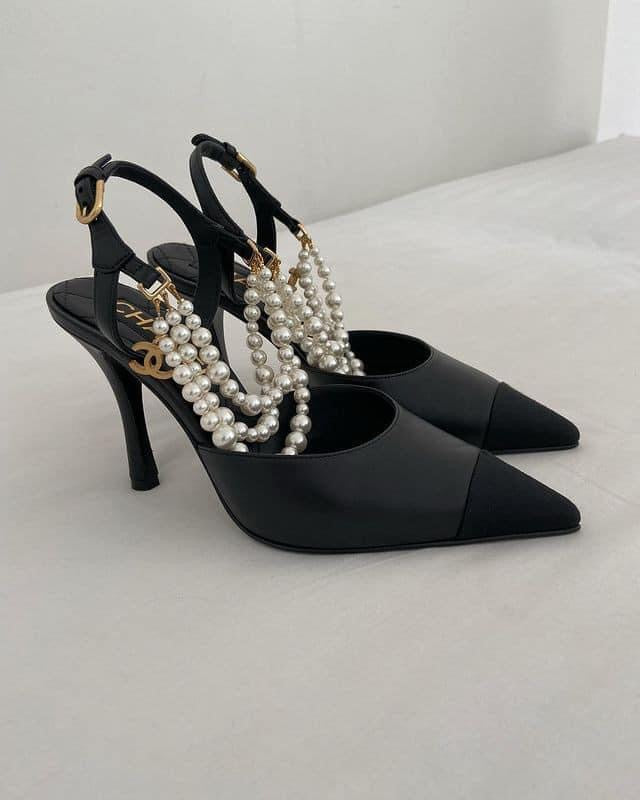 Chanel Pearl Slingbacks Pumps (Talla 39 /UK 6)